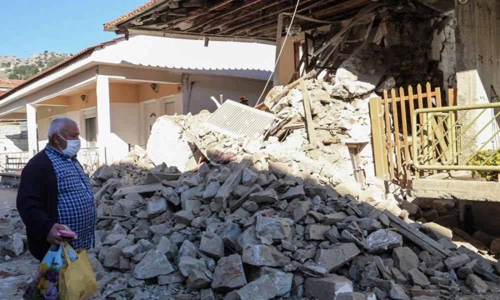 Σεισμός στην Ελασσόνα: Ποια είδη πρώτης ανάγκης είναι απαραίτητα
